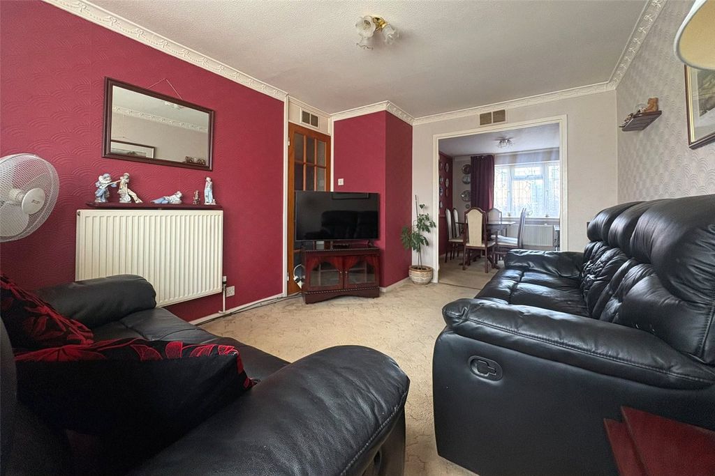Property photo 3 of 11 Picture No. 16
