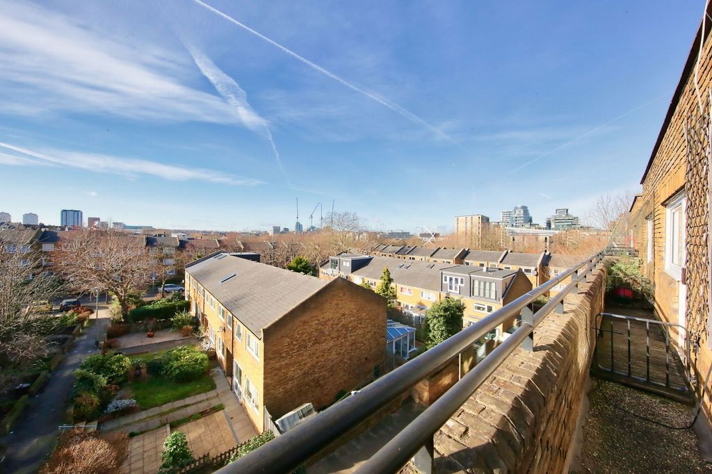 Property photo 2 of 9 Photo 9