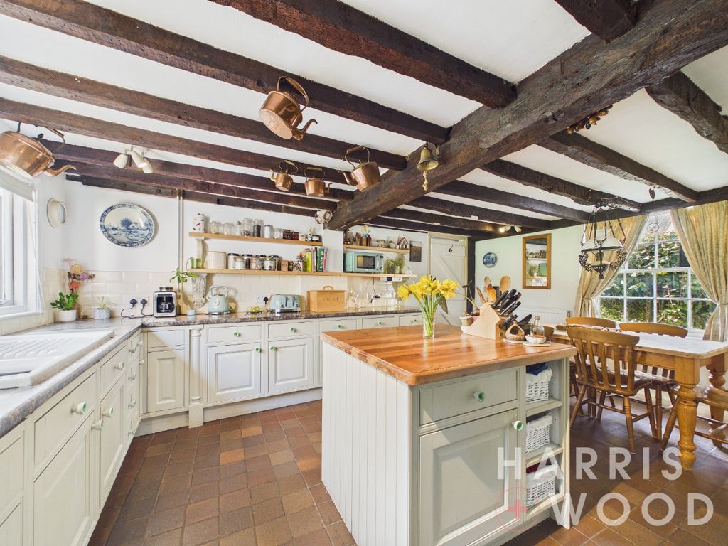 Property photo 2 of 34 4059402