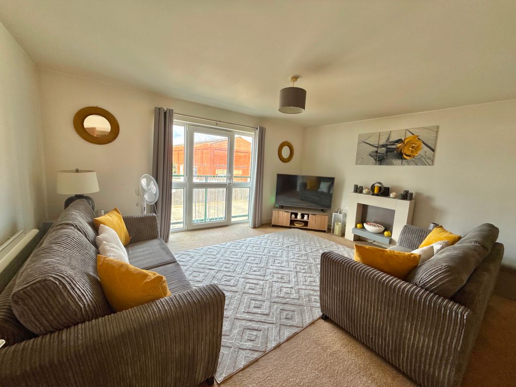 Property photo 2 of 6