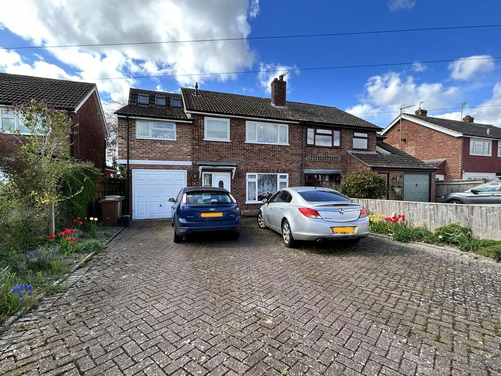 Property photo 1 of 6