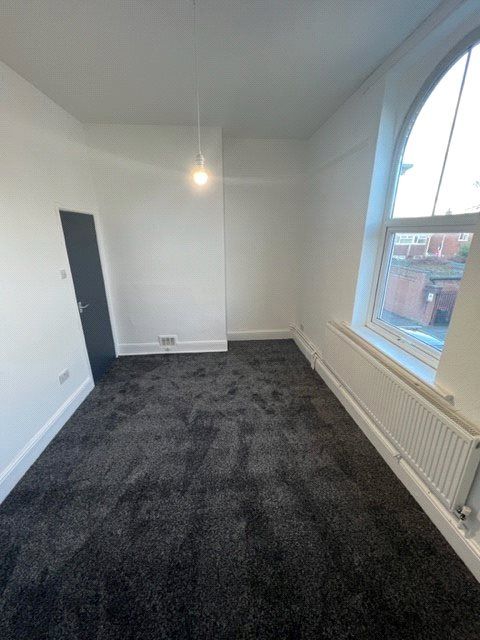 Property photo 2 of 10 Picture No. 16