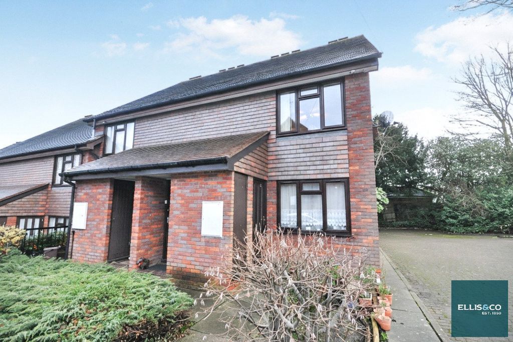 Property photo 1 of 8 Picture No. 09