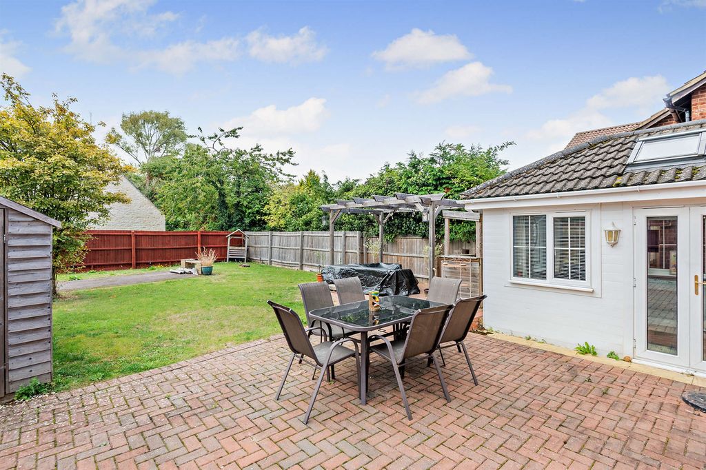 Property photo 3 of 14