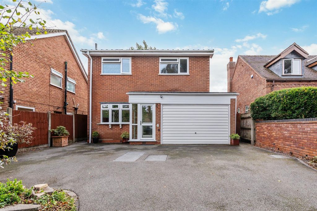 Property photo 1 of 12 24 Broomfields Farm Road_20.Jpg