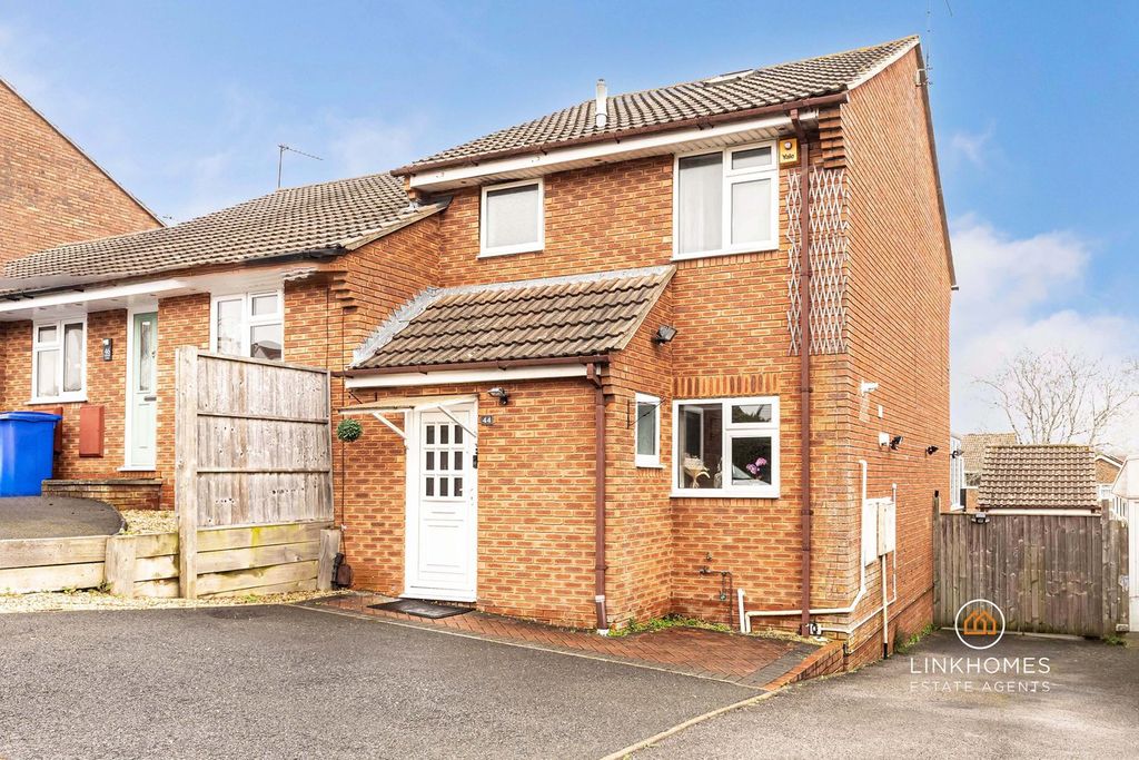 Property photo 1 of 21