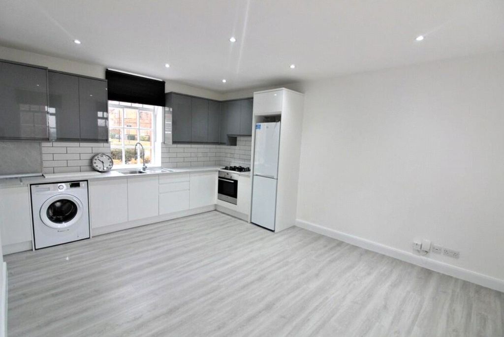 Property photo 3 of 7 Picture No. 01