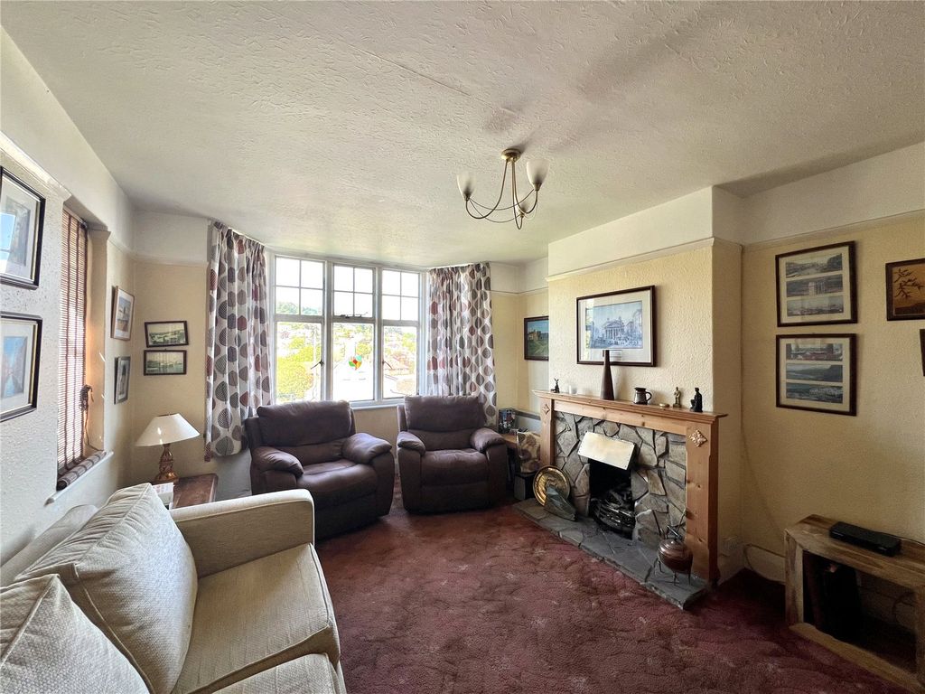 Property photo 2 of 16 Picture No. 04