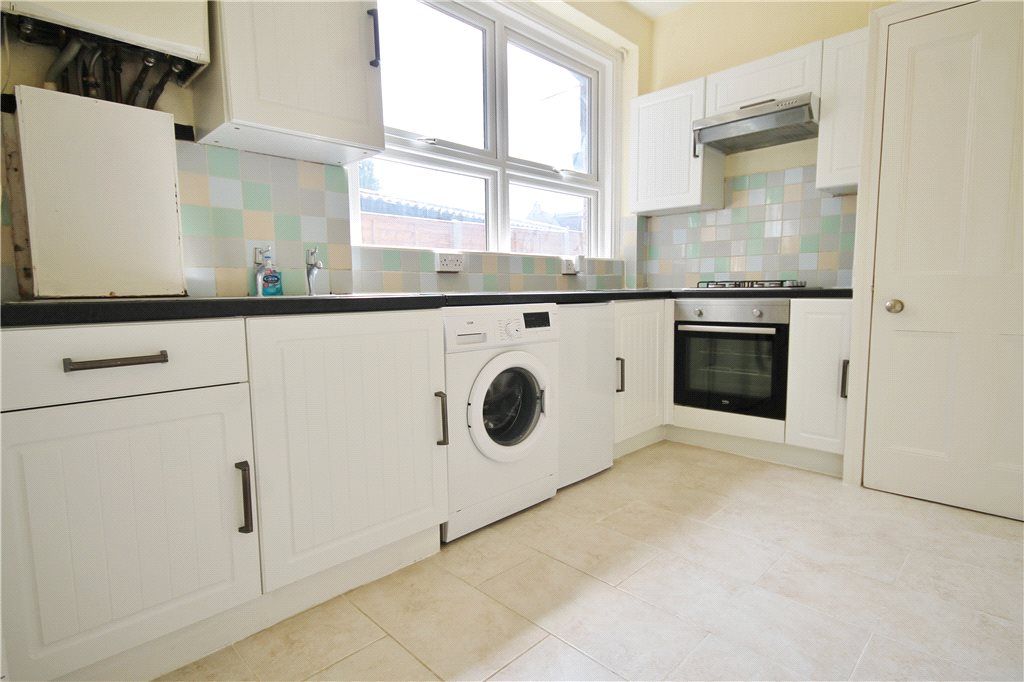 Property photo 1 of 6 Kitchen