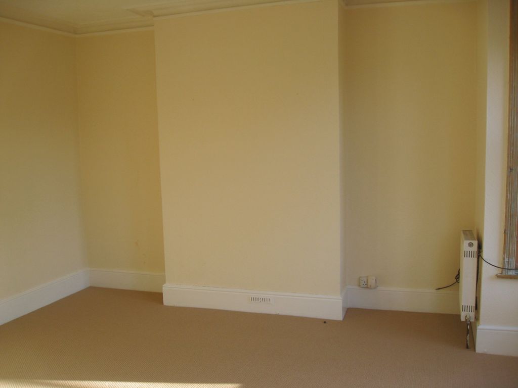 Property photo 3 of 33