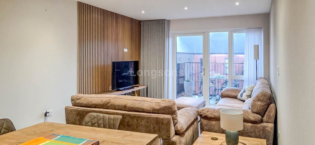 Property photo 2 of 12