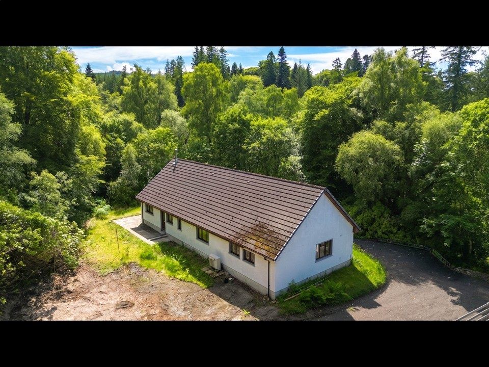 Property photo 1 of 25
