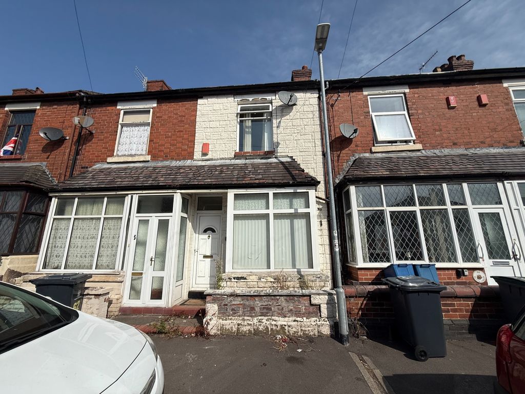 Property photo 1 of 8