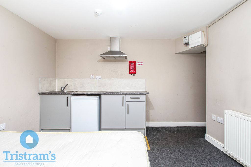 Property photo 2 of 6 Img_3574