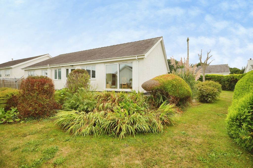 Property photo 3 of 20 Pbox-Img.Jpg