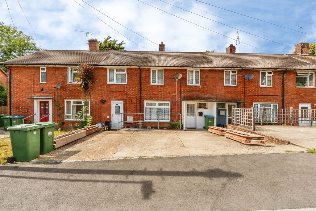 Property photo 2 of 17 Pbox-Img.Jpg