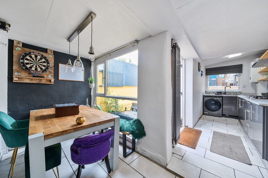 Property photo 3 of 24 1-6Aa7Dad08Ddb8-1521371-1A09Fa3842d13-007-1-1