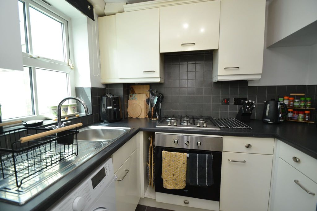 Additional image 6 of 2 bed semi-detached house for saleBale Drive, Thackley, Bradford BD10