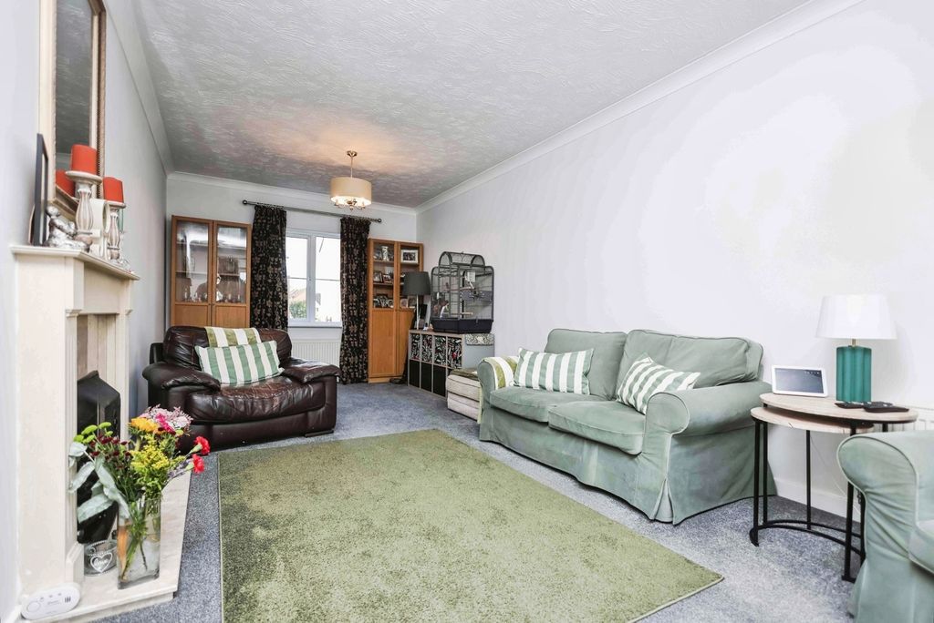 Property photo 1 of 25 Photo