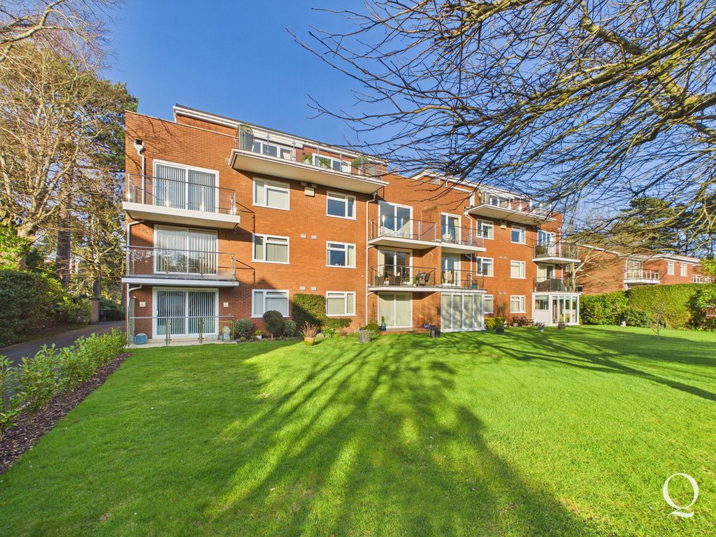 Property photo 2 of 25