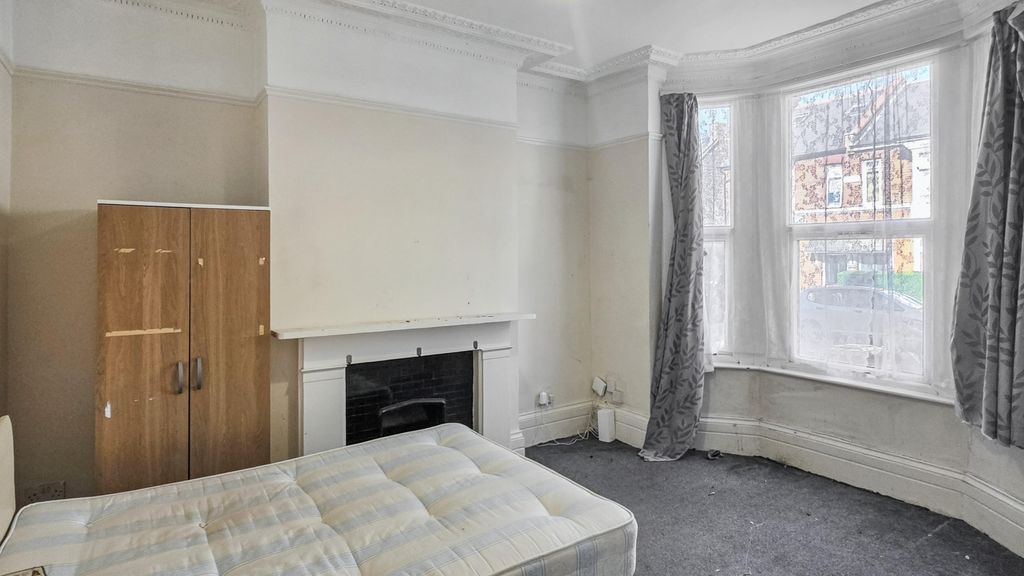 Property photo 3 of 15 20251025061219_20251024_115937_Qe6Gd.Jpg