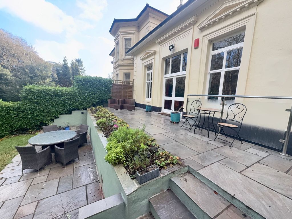 Property photo 3 of 37