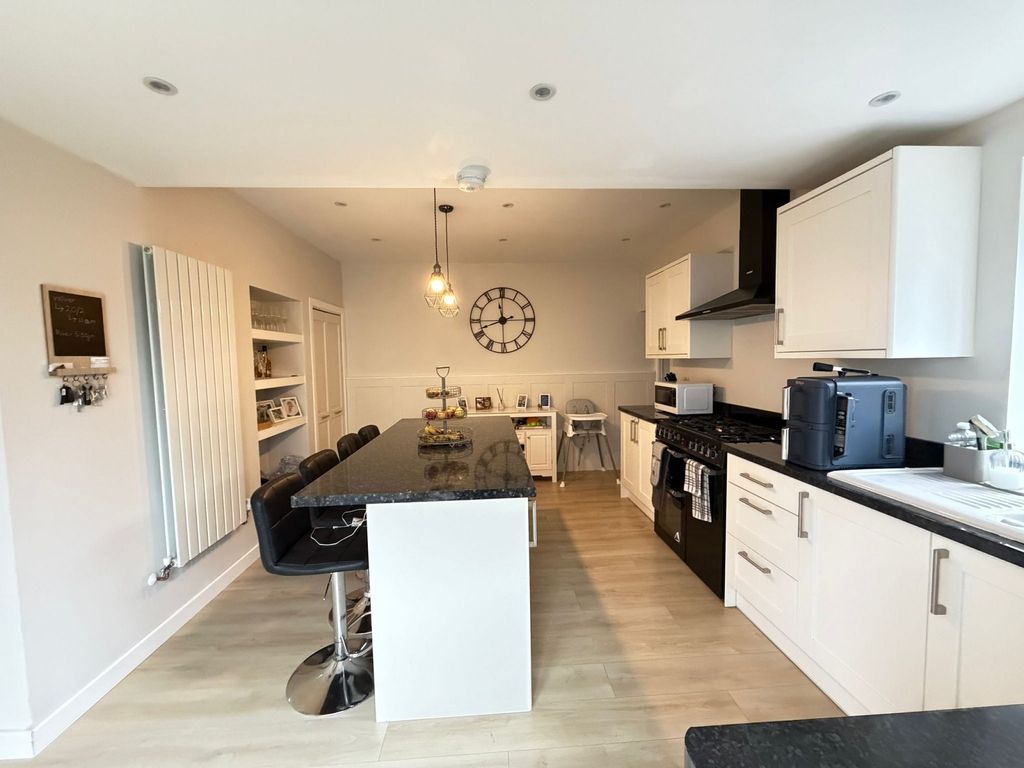 Property photo 2 of 12 Not Specified