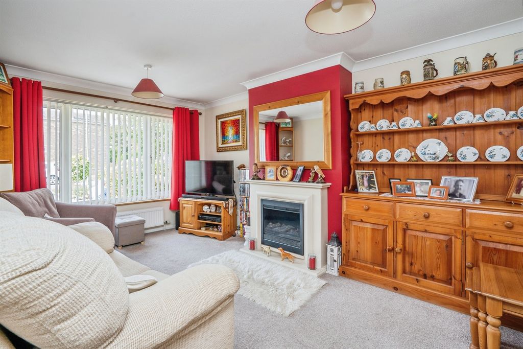 Property photo 2 of 15