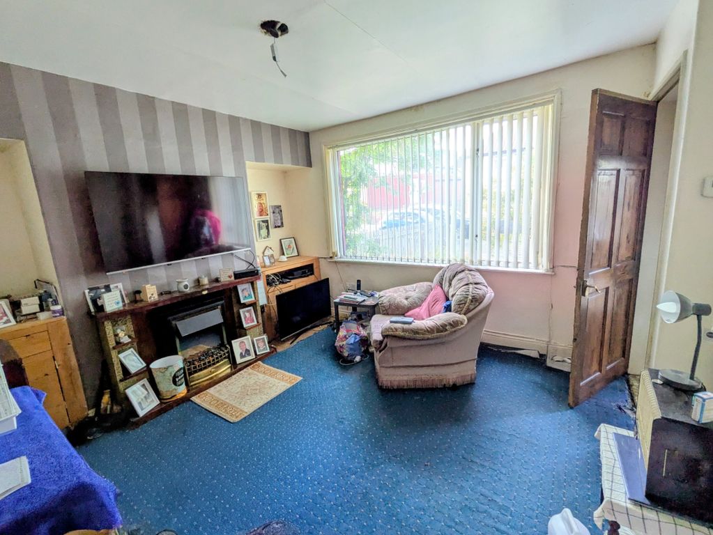 Property photo 2 of 9 1000021567