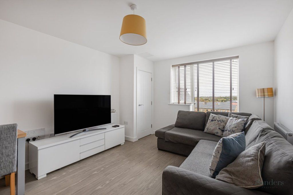 Property photo 3 of 18