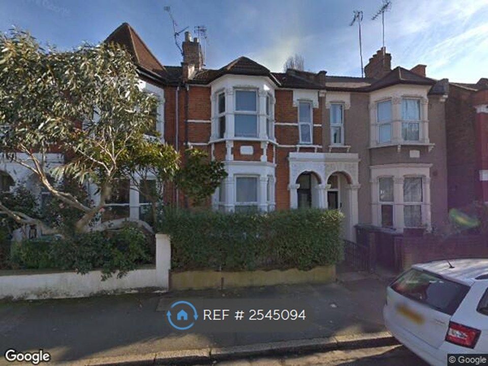 Property photo 3 of 35