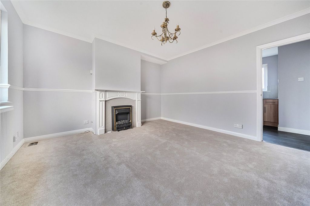 Property photo 2 of 15 Picture 2