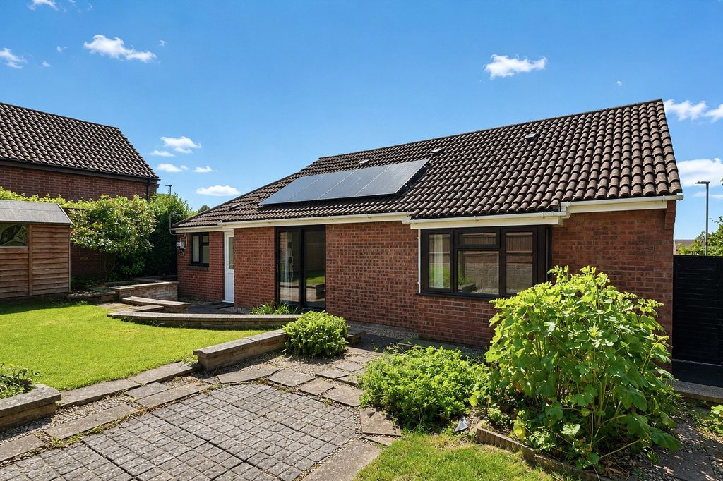 Property photo 1 of 21 Picture No. 27