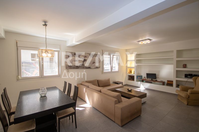 Property photo 3 of 27