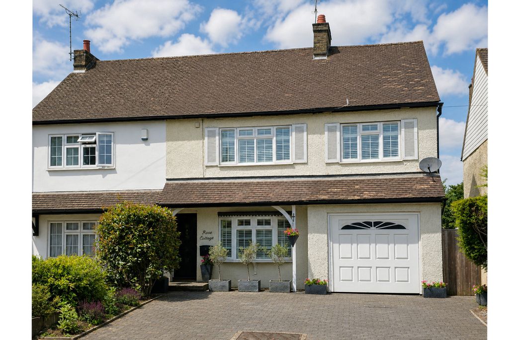 Property photo 1 of 33