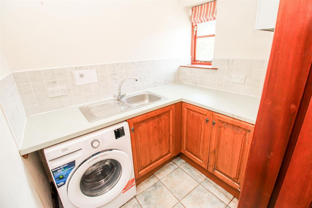 Additional image 8 of 3 bed semi-detached house for saleOrchard Court, Badsworth, Pontefract WF9