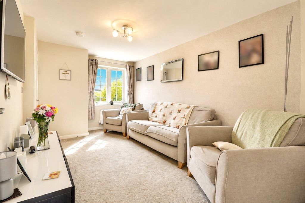 Property photo 2 of 11 Picture No. 19