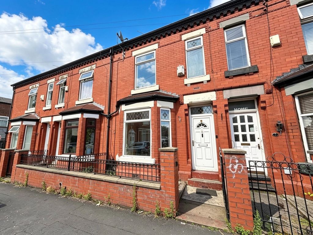 Property photo 1 of 22