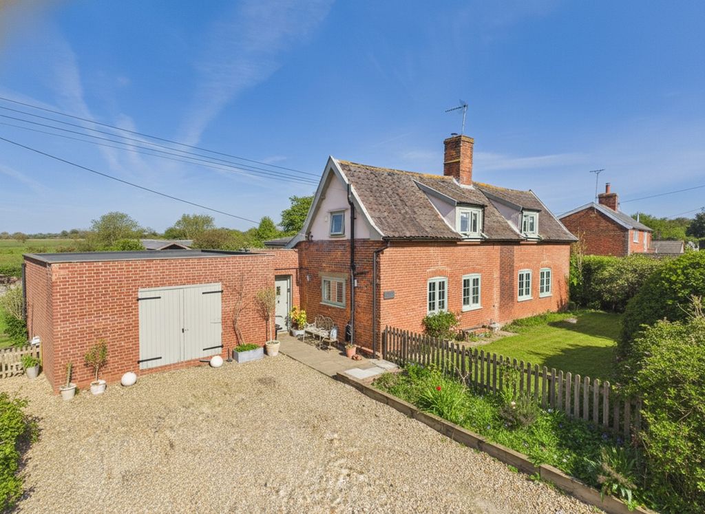 Property photo 1 of 38
