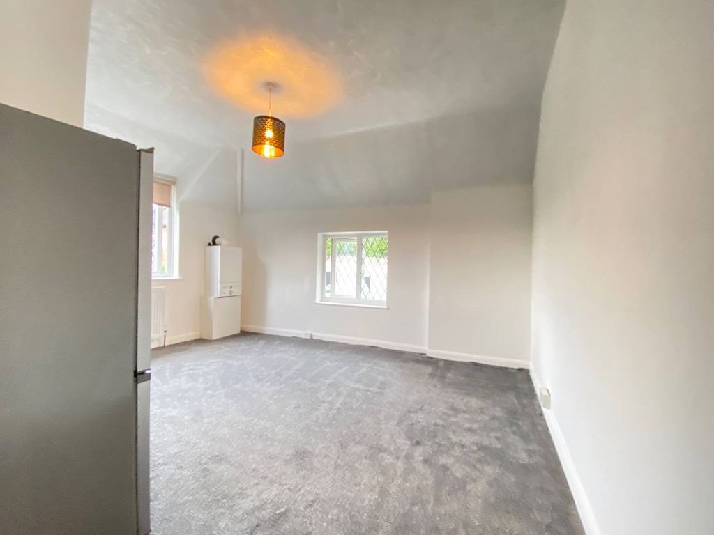 Property photo 3 of 6 Gallery