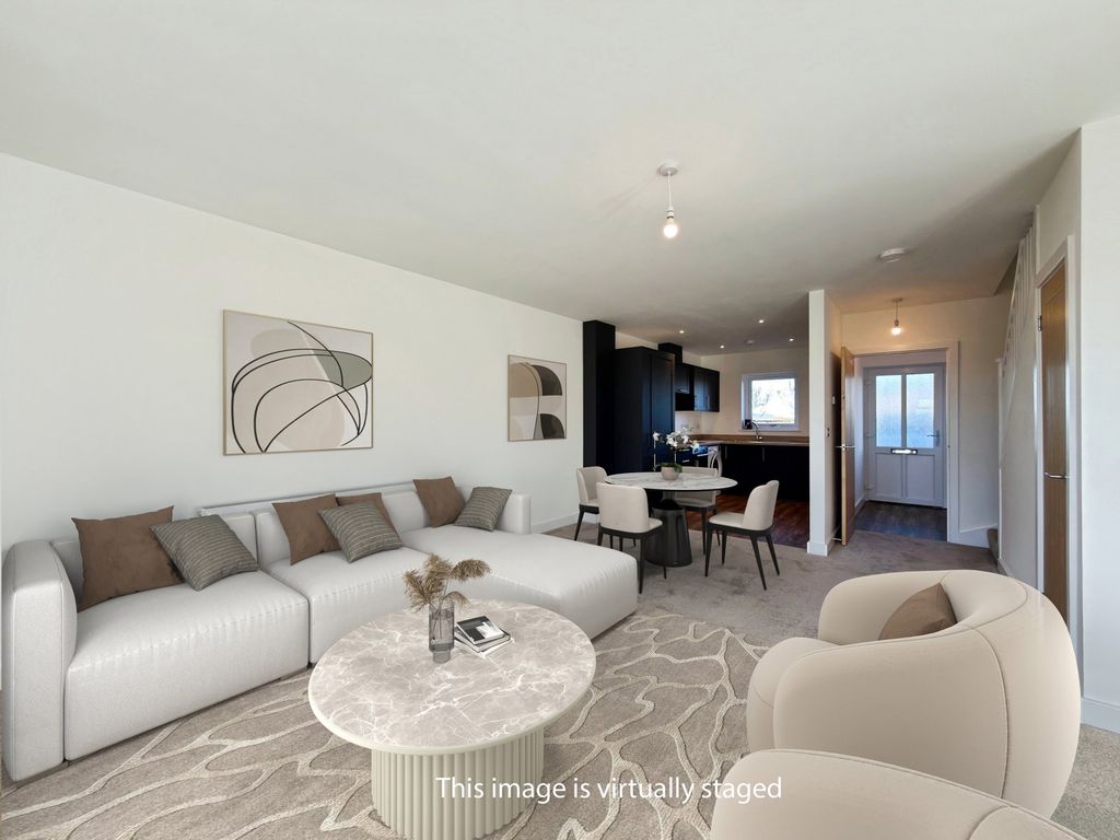 Property photo 2 of 24