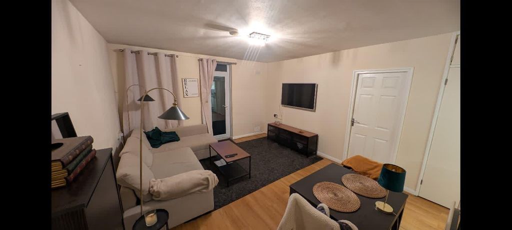 Property photo 2 of 9 628F8423-4c6d-49De-A05F-E34270768B56.Jpg