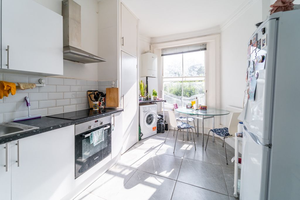 Property photo 2 of 10 Ndb05854