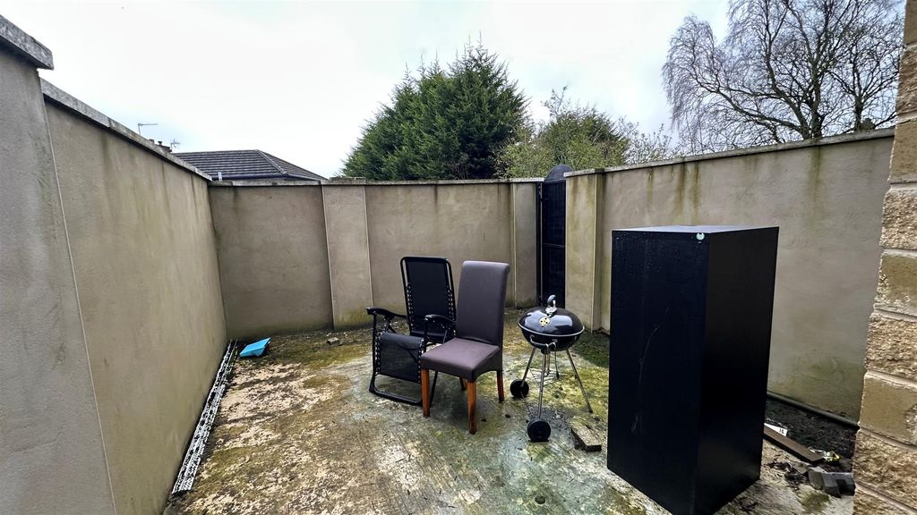 Property photo 2 of 8 2.Jpg