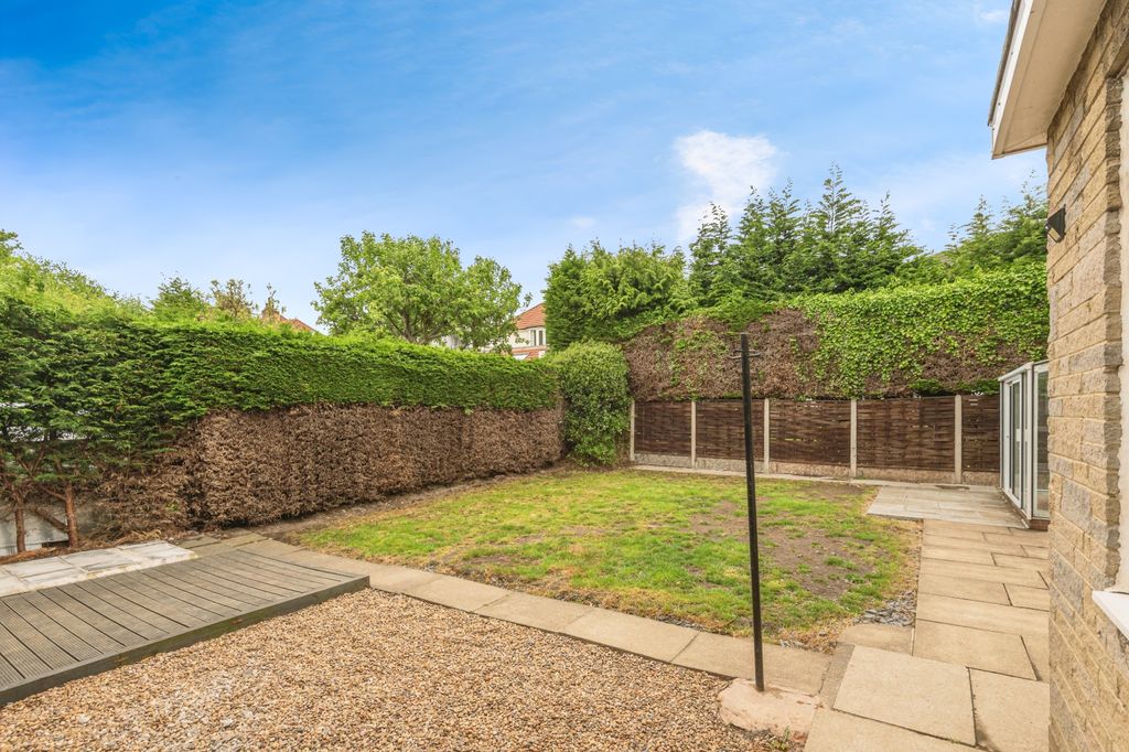 Additional image 4 of 4 bed detached house for saleWoodhall Park Grove, Pudsey LS28