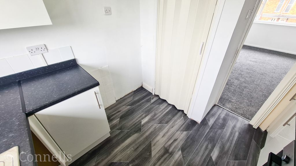 Property photo 3 of 11 View