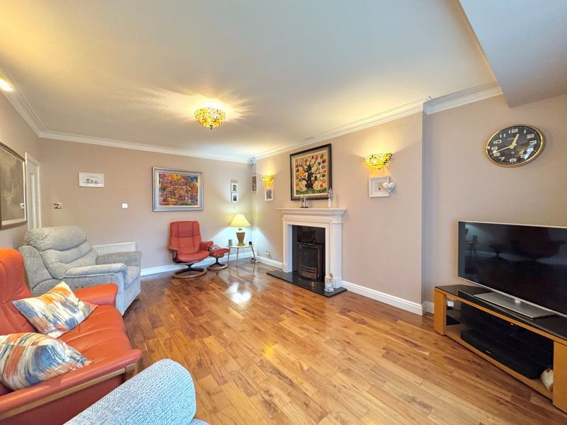 Property photo 3 of 19 Photo 13