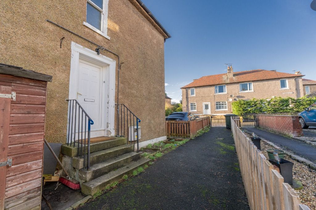 Property photo 1 of 27