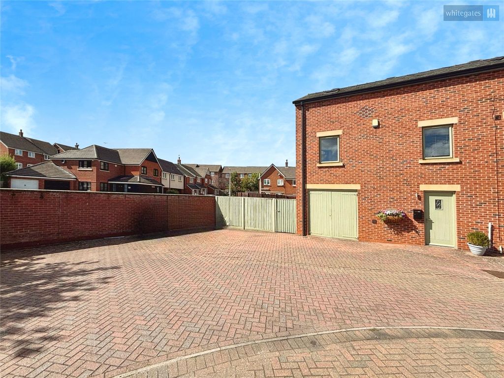 Property photo 1 of 19 Picture No. 35