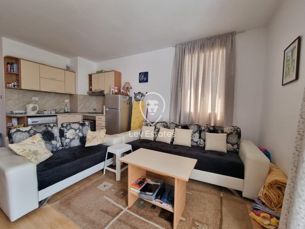 Property photo 2 of 14